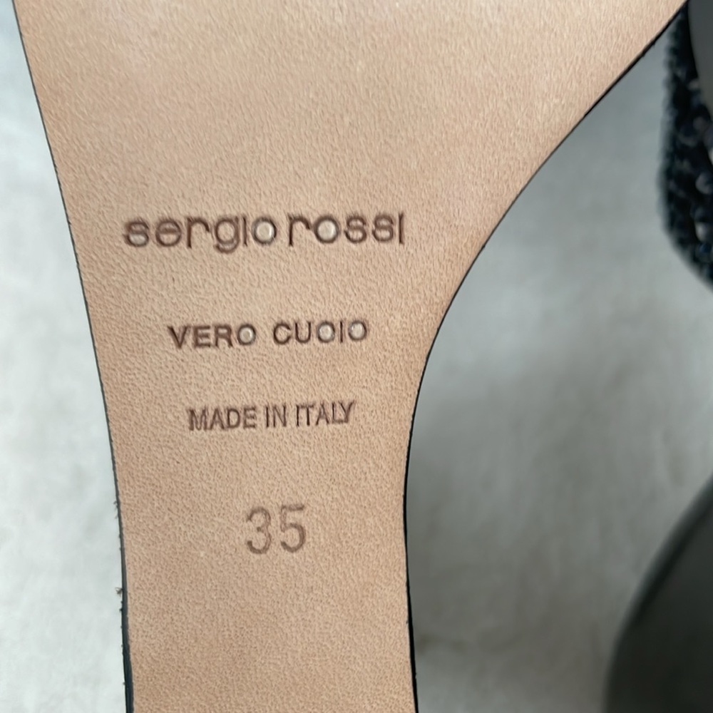 SERGIO ROSSI Platform Slide 35 - Picture 7 of 11